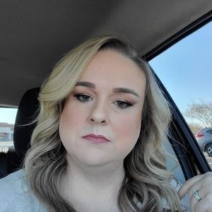 Meet your Posher, Michele